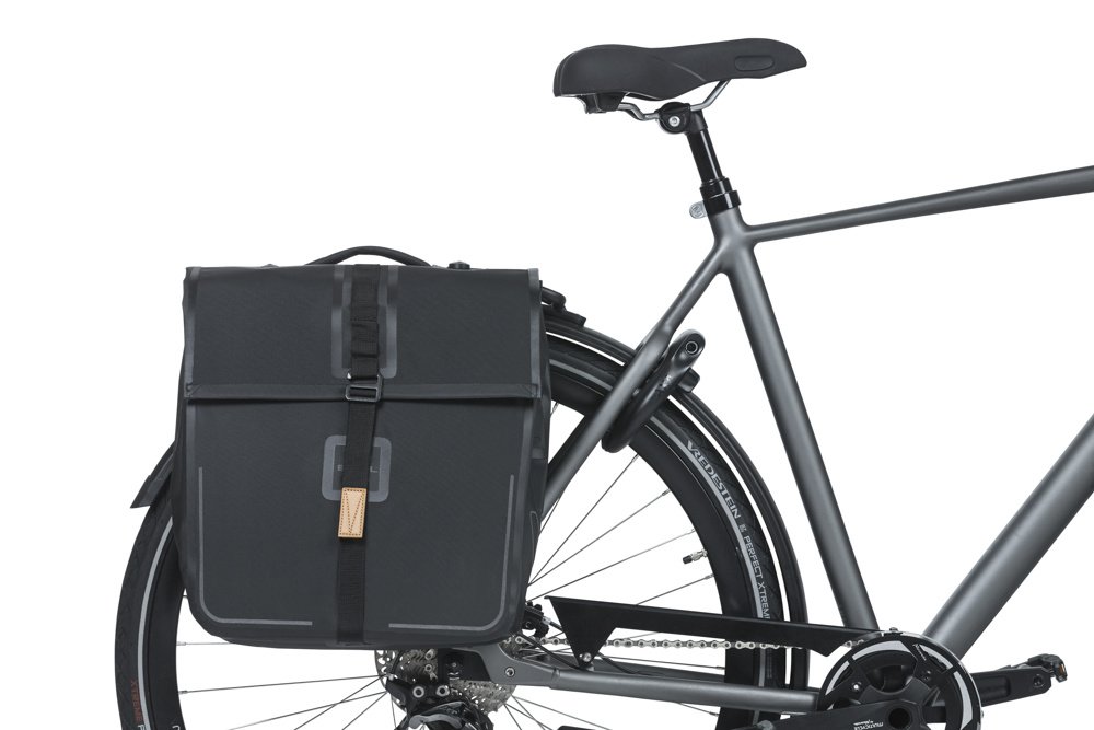 Basil fietstas dubbel Urban dry black MIK 50L - Image 4
